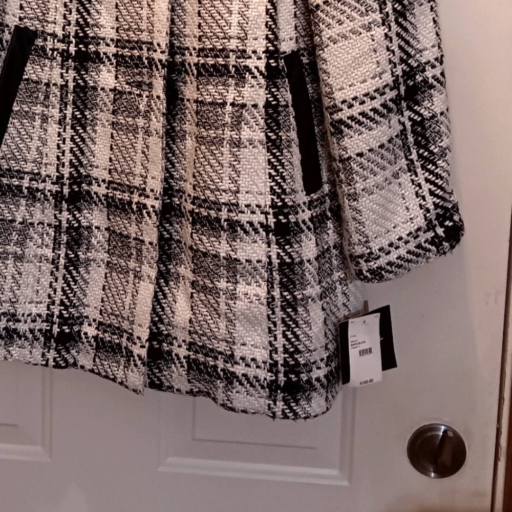 Jacket - Picture 2 of 3